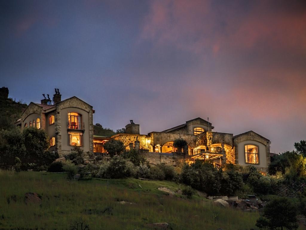 Wild Horses Lodge Harrismith Buitenkant foto